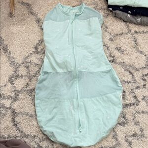 Happiest Baby Snoo Mint Green Baby Swaddle with Stars